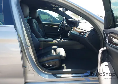 2019 BMW 530E Iperformance z USA, uszkodzony, nr VIN WBAJA9C52KB388933